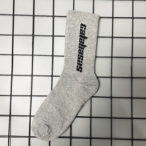 TRADE IN MFG Jacquard bordado invierno blanco calcetines deportivos para hombres logotipo personalizado diseñador 100% algodón calcetines atléticos personalizados - Product Image 4