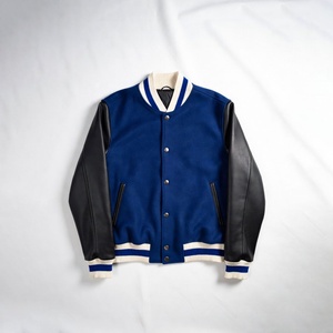 แจ็คเก็ตวาร์ซิตี้คุณภาพสูง ซับในนุ่มสบาย เสื้อคลุมทันสมัยสำหรับผู้ชายและผู้หญิง แฟชั่นสตรีท - Product Image 1