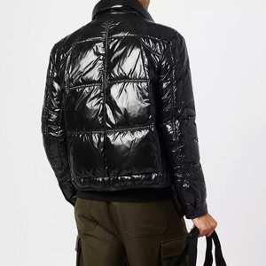 OEM elegante chaqueta acolchada para hombre pesado invierno acolchado impermeable aislamiento burbuja abrigo moda cálido al aire libre ropa casual - Product Image 6