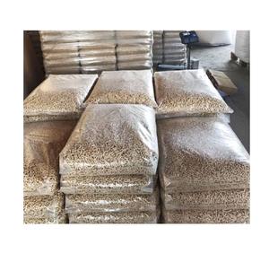 Pellets de Madera ENPlus de Alta Calidad, Combustible Premium Ecológico, Biomasa Energética Eficiente para Estufas de Calefacción - Product Image 2