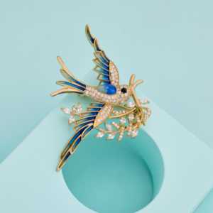 Broche tendance style coréen pour sari 171141 avec strass en cristal, motif floral plaqué cuivre et laiton pour cadeaux de fête - Product Image 4