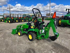 Tractor John Deere 1025R, cargadora, cortacésped y retroexcavadora en venta para EE. UU. y Europa con envío rápido - Product Image 5
