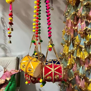 พวงมาลัยงานแต่งงานแบบดโฮลักประดับพู่หลากสีสัน ดีไซน์ประณีตสำหรับตกแต่งผนัง เหมาะสำหรับงานซันจีต งานกันปัตย์ งานโลห์รี และงานอีด - Product Image 1