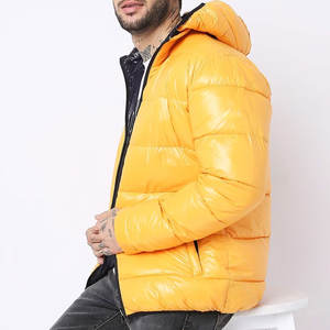 Chaqueta acolchada brillante estampada para exteriores de buena calidad, tela ligera y cómoda, chaqueta acolchada de manga larga con MOQ bajo - Product Image 2