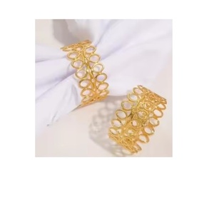Luxury Metal Napkin Holder <b>Ring</b> Leaf-Shaped Fashion Table Decoration for Hotel Wedding or Party Wholesale Stocked - Product Image 1