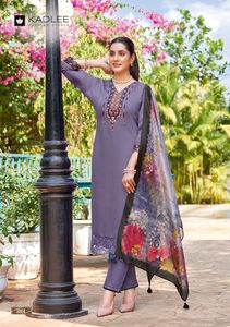 Dernier concepteur nouveau style élégant vêtements de fête fil et travail à la main haut flammé en rayonne pure avec bas imprimé rayonne avec Dupatta - Product Image 4