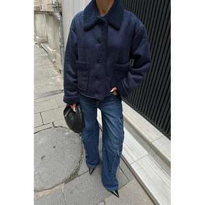 Chaqueta de Gamuza de Manga Larga Lolita 6115 Cálida y Elegante - Product Image 4