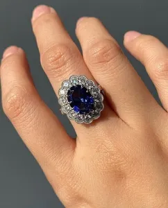 แหวนค็อกเทลสไตล์โบฮีเมียนสำหรับผู้หญิง ชุบแพลตตินัม เงินแท้ 925 ประดับด้วยมอยส์ซาไนต์ทรงรี เหมาะสำหรับเป็นของขวัญงานแต่งงานและวันครบรอบ - Product Image 4