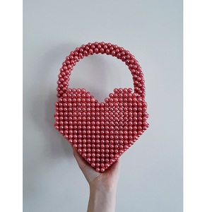 กระเป๋าถือลูกปัดกระเป๋าใส่เหรียญ-ครีมชบา - Product Image 1