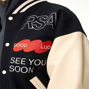 Fabricant OEM Veste universitaire de haute qualité pour hommes Manteau de baseball personnalisé Letterman Manches en cuir brodé en chenille Coton - Product Image 6