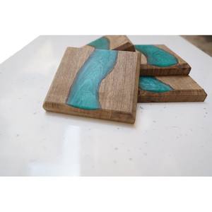 Posavasos de resina epoxi de madera redonda cuadrada personalizada para beber cerveza, té y café, Juego de 4 artesanías hechas a mano - Product Image 4