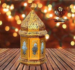 Linterna de Metal marroquí de calidad superior chapada en oro, diseño elegante hecho a mano para interiores y exteriores, decoración navideña para el hogar - Product Image 6