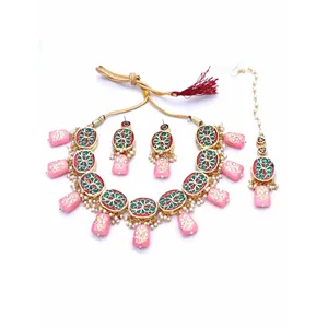 Ensemble de bijoux de luxe - Collier serti de pierres roses Meenakari Kundan en acier inoxydable plaqué or 24 carats pour cadeau - Product Image 3