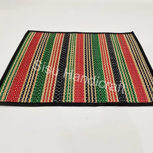 Sets de table en jonc de mer écologiques pour la table à manger et la vie quotidienne fabriqués au Vietnam - Product Image 1