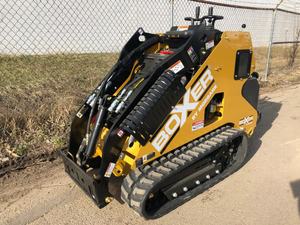 Minicargadora Boxer 700HDX con Certificación CE, Motor Diésel Kubota, Cargadora Compacta sobre Orugas para Construcción, Agricultura y Paisajismo - Product Image 2