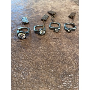 Fabriqué en Italie, bague artisanale unique pour femme avec pierre - Product Image 3