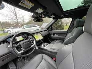 IMPRESIONANTE LAND ROVER RANGE ROVER P-400 SE 2023 CON TRANSMISIÓN AUTOMÁTICA Y MOTOR V6 - Product Image 5