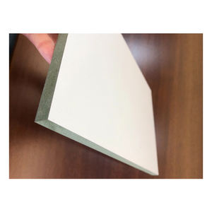 Fabricante de venta al por mayor de contrachapado MDF para uso de decoración interior Disponible en grados E1, E2,E0 al mejor precio de mercado - Product Image 1