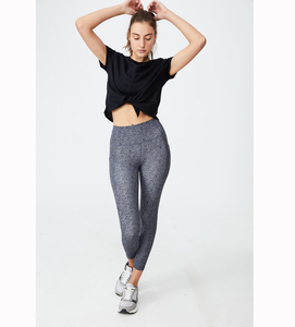Mallas de mujer hechas a medida de último diseño, mallas deportivas e informales para mujer con diseño de sublimación de alta calidad a precio mayorista - Product Image 4