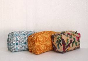 Trousse de toilette imprimée en coton Trousse de maquillage matelassée Trousse à cosmétiques imprimée en blocs - Product Image 4