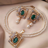 Ensemble collier et boucles d'oreilles tendance pour femme en acier inoxydable plaqué or, motif floral, idéal pour fiançailles, anniversaire, Aïd, mariage et fêtes