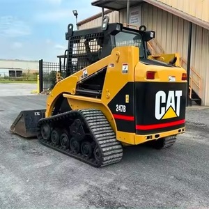 Chargeuse compacte diesel d'occasion CAt à vendre avec accessoires à prix avantageux - Product Image 3