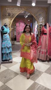 Hot Selling Seidenstoff mit Stickerei Arbeit <span class=keywords><strong>Punjabi</strong></span> Anzüge für Hochzeit und Festival Wear zum Großhandels preis von Indien Lieferanten