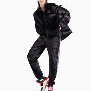 ชุดวอร์มผ้ากำมะหยี่สำหรับผู้หญิงชุดวอร์มผ้าเนื้อนุ่มสบายระบายอากาศสีดำ2ชิ้น - Product Image 4