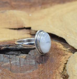 Cadeau pour Noël Pierre de lune arc-en-ciel Bague en argent sterling 925 Mois de juin Pierre de naissance Pierre de lune arc-en-ciel Bijoux - Product Image 3