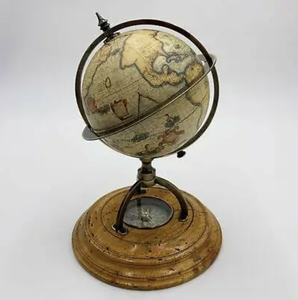 โต๊ะสำนักงานโลหะคุณภาพพรีเมียม ดีไซน์ล่าสุด พร้อมลูกโลกตกแต่งจากอินเดีย - Product Image 1