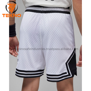 Los pantalones cortos deportivos ofrecen comodidad, transpirabilidad y flexibilidad, perfectos para entrenamientos, correr, entrenar o cualquier estilo de vida activo. - Product Image 2