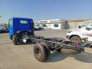 Nouveau Camion Benne Isuzu NPR 2026, Moyen Porteuse, Norme d'Émission Euro 6, Moteur Diesel 4.6L 121 CV, Transmission Manuelle, Benne Hydraulique - Product Image 4