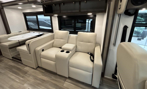 รถบ้านมือสอง E-N-T-E-G-R-A RV Coach Vision 27A รุ่นปี 2022 ปี 2023 2024 2025 ยาว 36 ฟุต น้ำหนัก 2000 กก. รถบ้านเคลื่อนที่ รถพ่วงสำหรับเดินทาง - Product Image 2