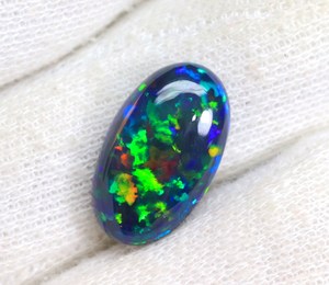 พลอยโอปอลสีดำสไตล์เอธิโอเปียนยอดเยี่ยมอัญมณีกาแล็กซีโอปอลสีดำขัดเงาเรียบเนียนพลอยโอปอลทรงหลังเบี้ยโอปอลสำหรับทำเครื่องประดับ - Product Image 2