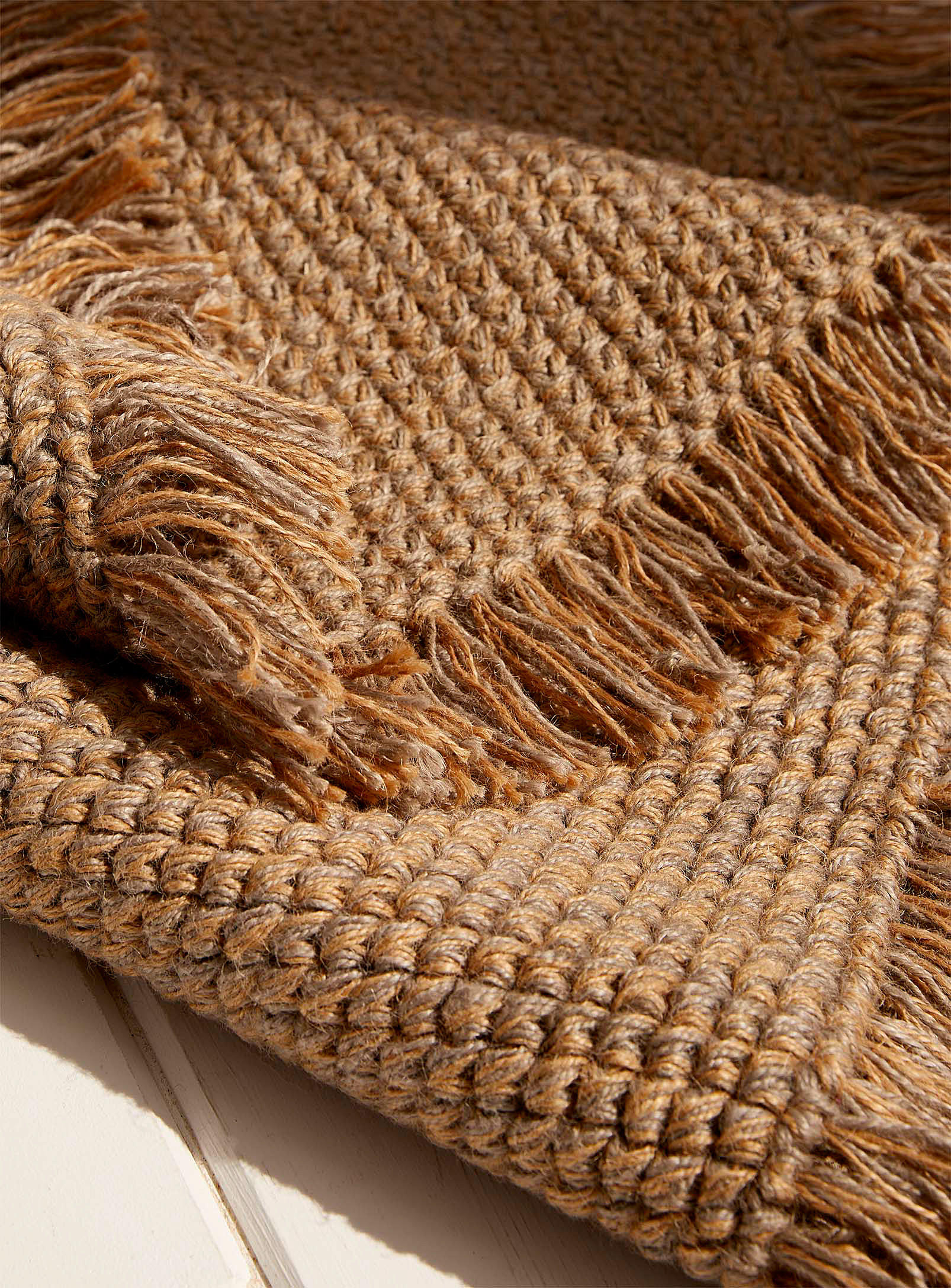 สีน้ำตาล