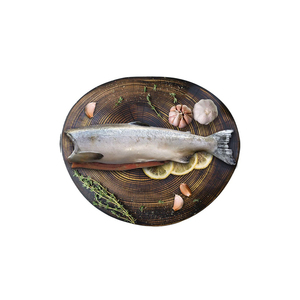 Saumon sans tête d'élevage aquacole, provenance responsable, riche en oméga-3, idéal pour les repas sains et les plats gastronomiques - Product Image 1