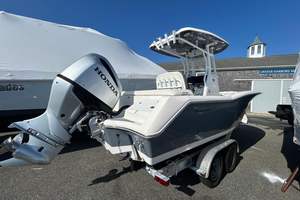 Precio de Descuento 2020 Tidewater 232 LXF Disponible para Envío a Todo el Mundo - Product Image 2