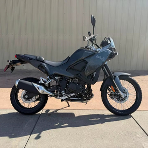 Moto tout-terrain de taille moyenne avec système ABS - Product Image 1