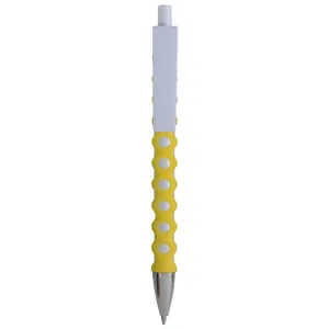 Penna Promozionale Personalizzata con Gancio in Gomma Perforata, Gadget Personalizzati - Product Image 5