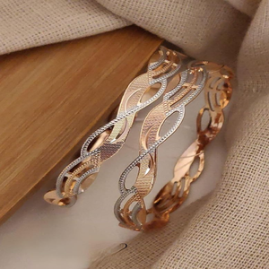 Brazalete Unisex de Latón Chapado en Oro con Incrustaciones de Nácar, Diseño Cristiano Clásico, Alta Calidad, Precio de Fábrica - Product Image 4