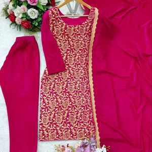 Beau haut en velours pour mariage-Pent Dupatta avec broderie brillante - Product Image 5