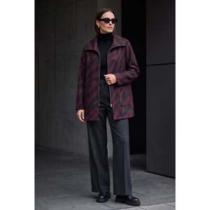 Abrigo de Punto con Estampado de Leopardo, Sin Forro, Talla Grande, Color Vino-Tinto/Negro - Product Image 2