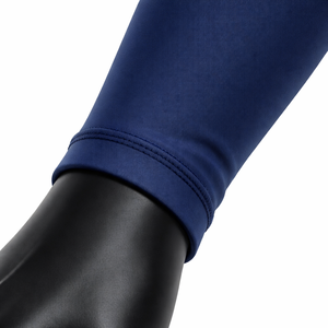 Camiseta de compresión para hombre de color sólido personalizada a precio económico con material de alta calidad y fácil de lavar. - Product Image 4