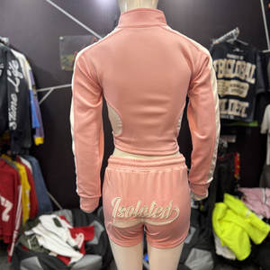 Fabricant OEM de Marque Privée – Ensemble Chemise Manches Longues et Short Solide, Streetwear Respirant et Séchage Rapide, Qualité Premium pour Femme - Product Image 6