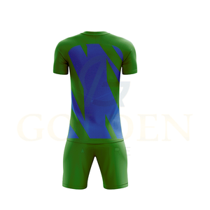 ชุดฟุตบอลผู้ชายผ้าโพลีเอสเตอร์ระบายอากาศ 100% ราคาโรงงาน เสื้อยืดคอวีสำหรับฤดูร้อน ดีไซน์คอเสื้อแบบซับลิเมชั่นที่เป็นเอกลักษณ์ - Product Image 3