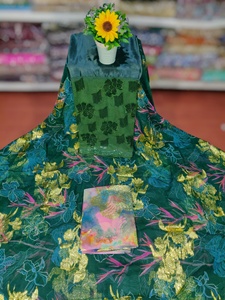 Tela de Chifón Lisa de Alta Calidad con Aspecto Premium, Moderna y Tradicional, Estilo Somalí Fransawi Dirac, Jacquard, con Brillo Dorado y Diseño Floral para Vestidos - Product Image 2