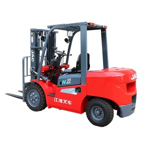 Chariot élévateur diesel en gros, machine industrielle robuste pour la manutention des matériaux, le chargement, le déchargement, l'empilage et le transport - Product Image 1
