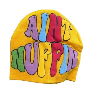 Gorros de invierno personalizados de alta calidad con patrones de cuadros y puntos 100% Impresión de soplo de lana Estilos verdes con puños/sin puños - Product Image 1