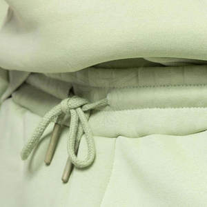 Chándal de entrenamiento para hombre con costuras resistentes y ajuste cómodo para sesiones de gimnasio y fitness - Product Image 2