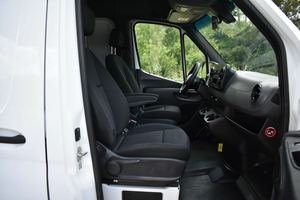 Excellent rapport qualité-prix, véhicule d'occasion 2019 Freightliner Sprinter Cargo 3500, prêt à être expédié - Product Image 4